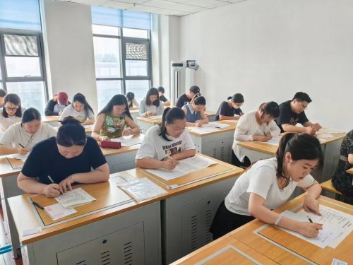 全国成人高考《语文》试卷分析